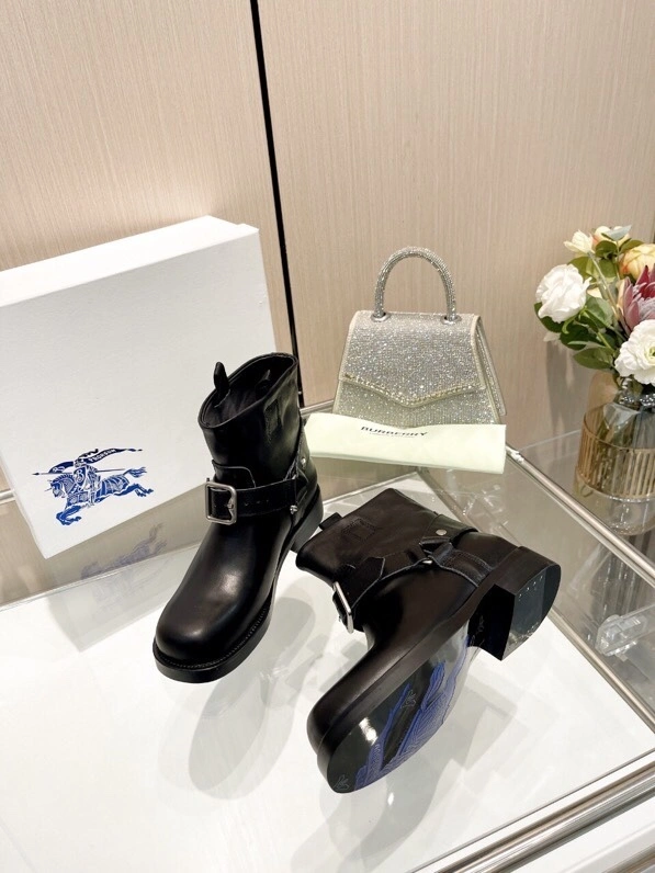 COCO-- 2ur25rry 81012871 Heel height：2.5CM sheepskin Tube height: 15cm tube circumference 28cm item:D-X281J1246